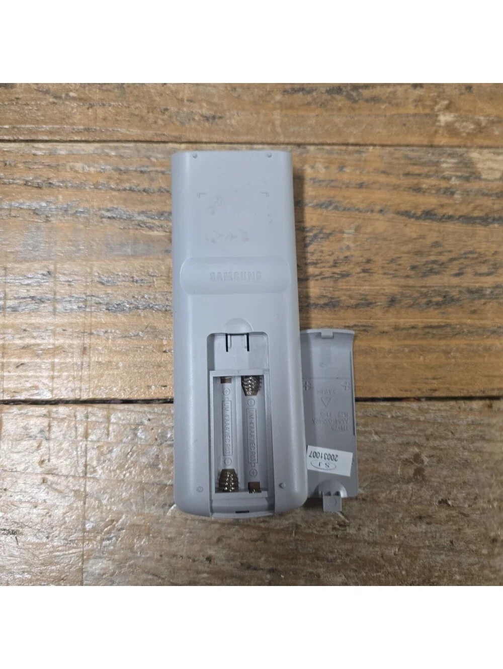 SAMSUNG TV Remote Control Model BN59-00376B -Clean